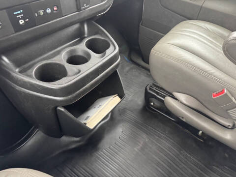 2020 Chevrolet Express 2500