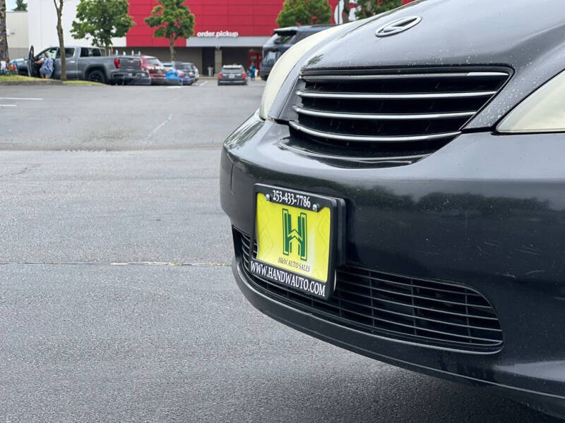 2004 Lexus ES 330