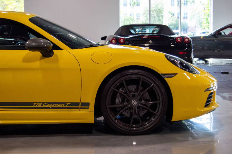 2020 Porsche 718 Cayman