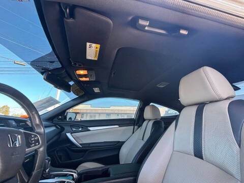 2017 Honda Civic Touring