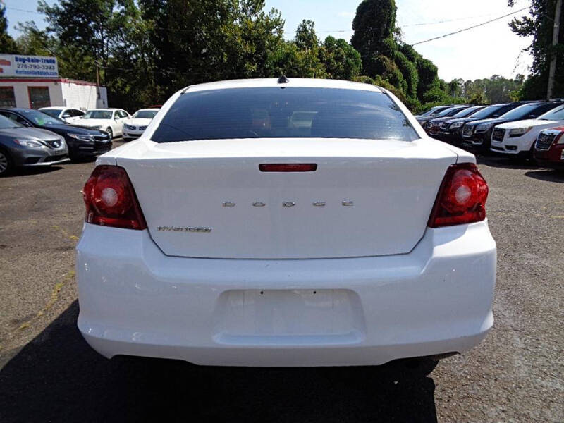 2013 Dodge Avenger SE