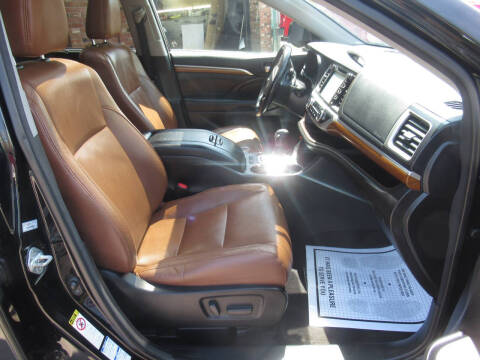 2017 Toyota Highlander