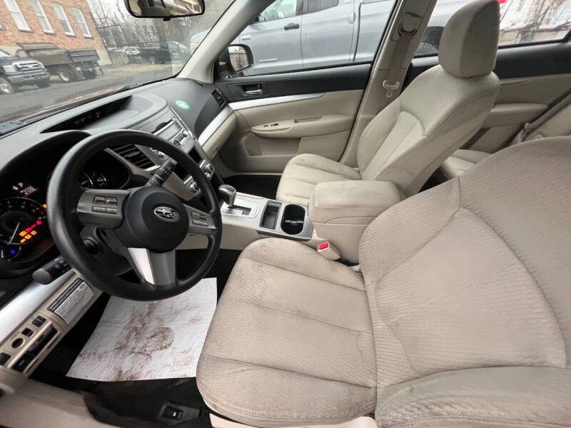 2011 Subaru Outback 2.5i