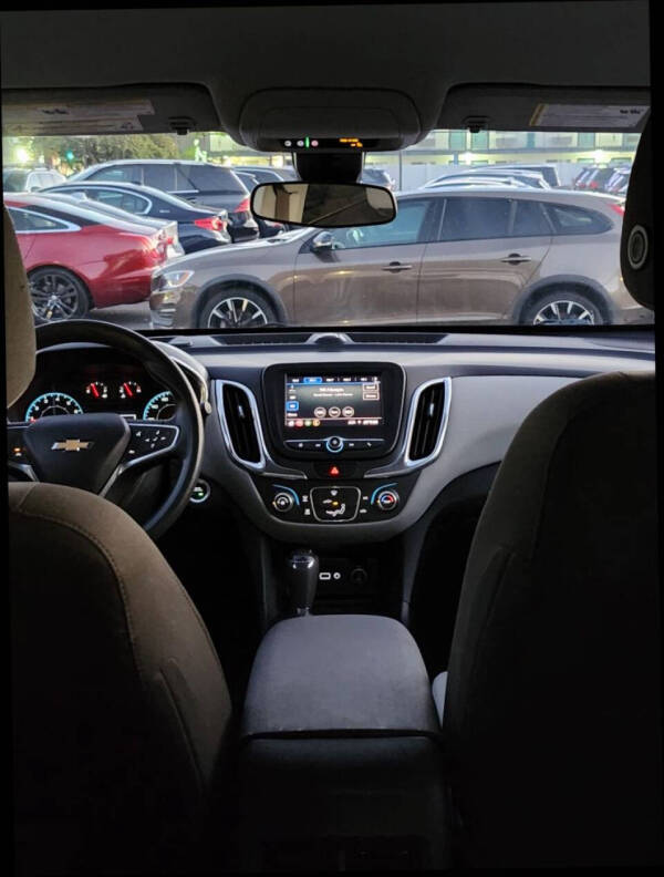 2020 Chevrolet Equinox LS