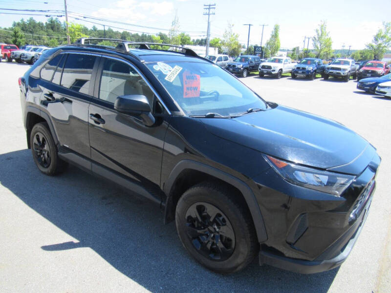 2020 Toyota RAV4 LE