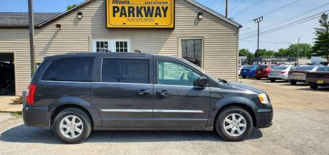 2012 Chrysler Town and Country for sale at Parkway Motors in Springfield IL