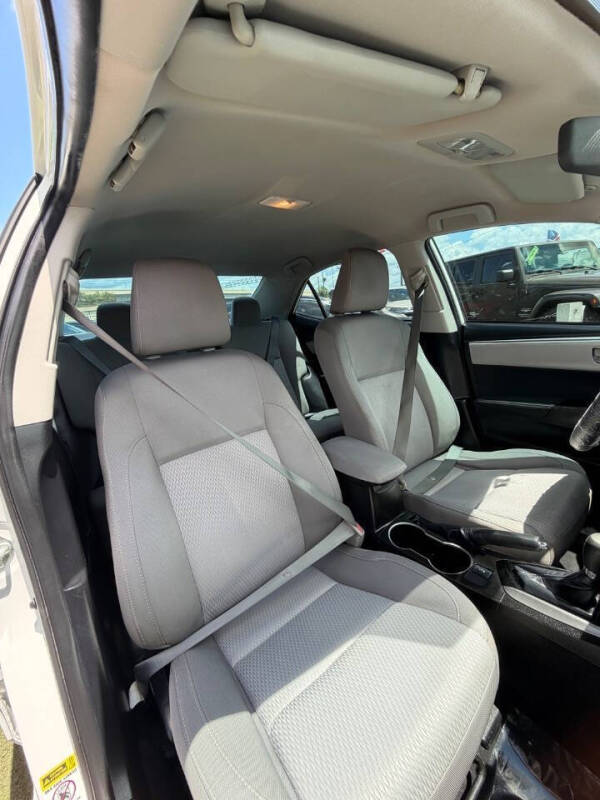 2015 Toyota Corolla LE