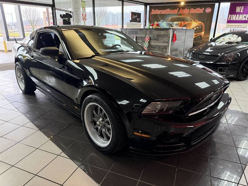 2013 Ford Mustang V6 Premium