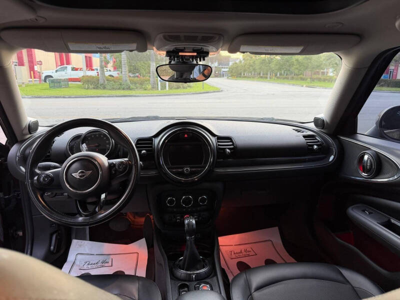 2017 MINI Clubman Cooper