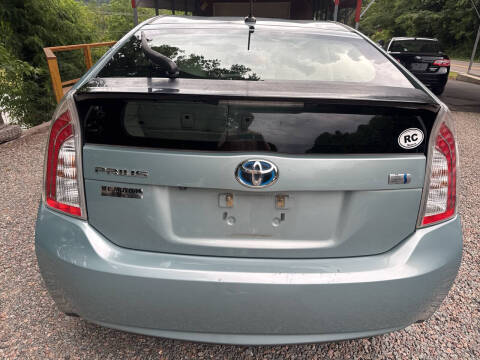 2014 Toyota Prius Three
