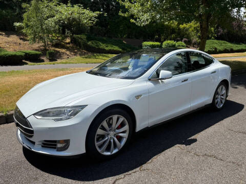 2014 Tesla Model S