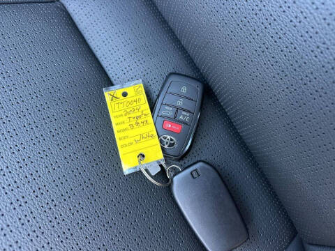 2024 Toyota bZ4X Limited