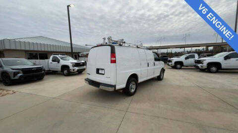 2022 Chevrolet Express 2500