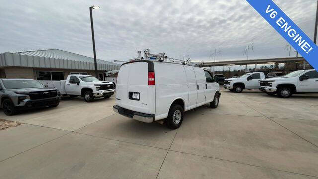 2022 Chevrolet Express 2500