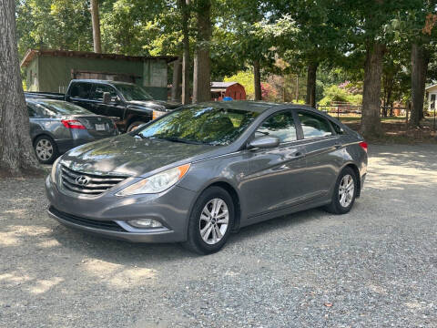 2013 Hyundai Sonata for sale at Walkers Auto in Reidsville NC