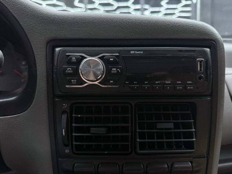 1998 Volkswagen Saveiro