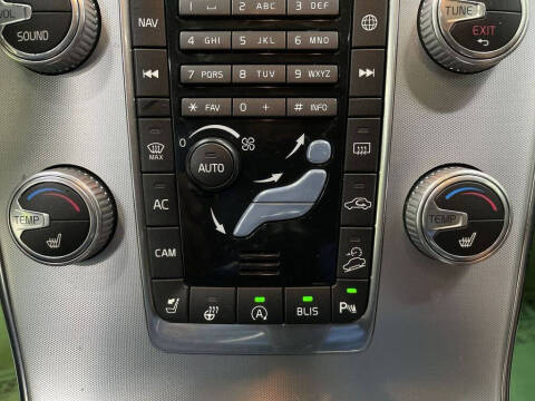 2018 Volvo V60 Cross Country T5 Premier