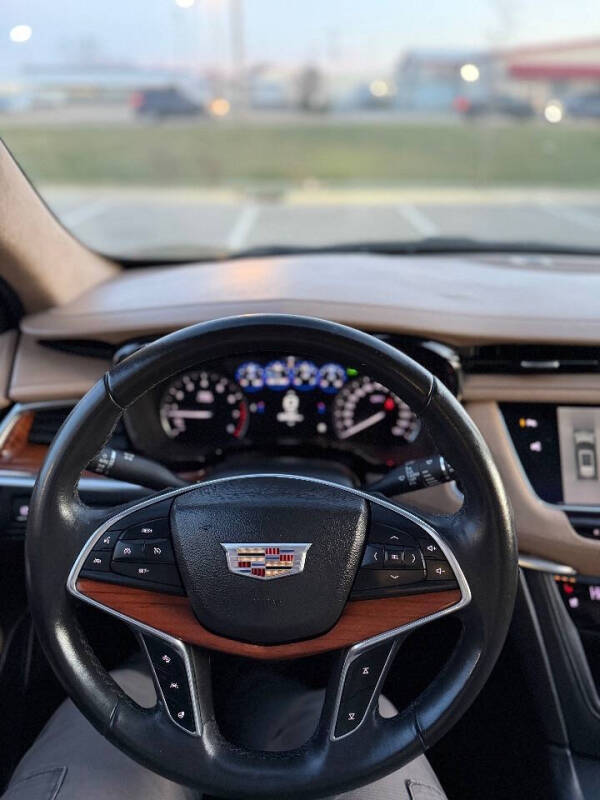 2017 Cadillac XT5 Platinum