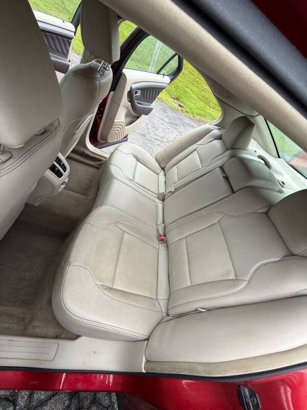 2012 Ford Taurus SEL