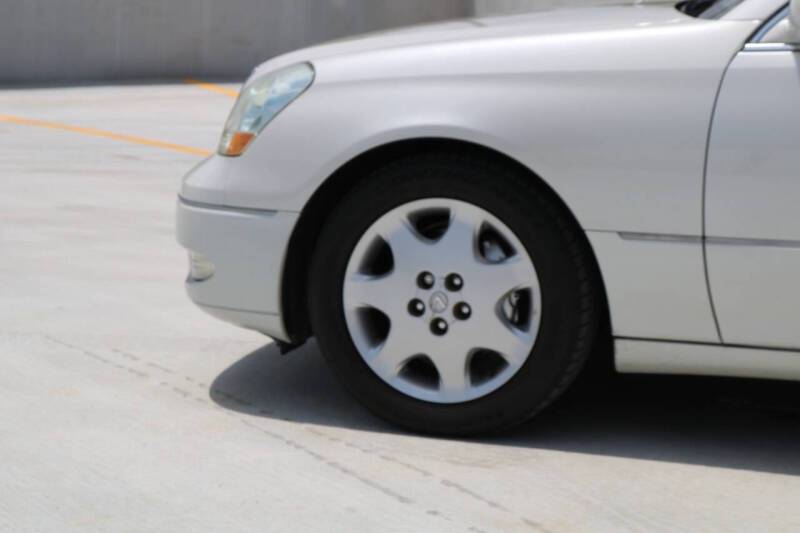 2001 Lexus LS 430