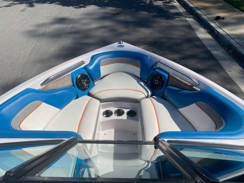 2011 correct craft Sport Natique 200 V