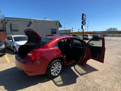 2012 Chrysler 200 Touring