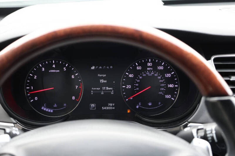 2016 Kia K900 Luxury V6