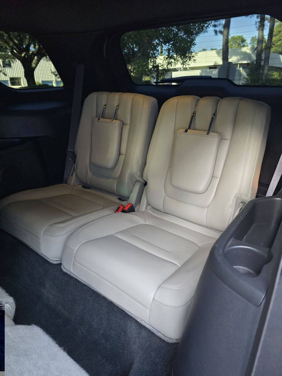 Silver 2015 Ford Explorer XLT XLT 4dr SUV 18