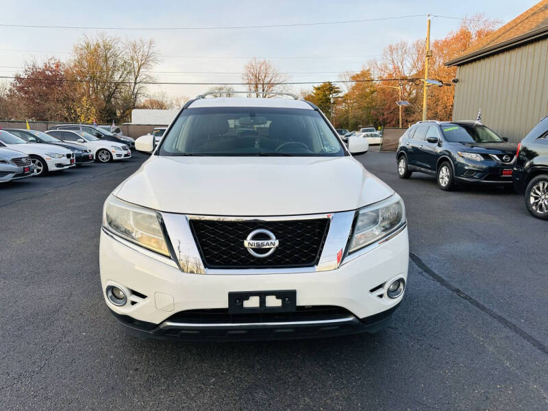 2016 Nissan Pathfinder SV