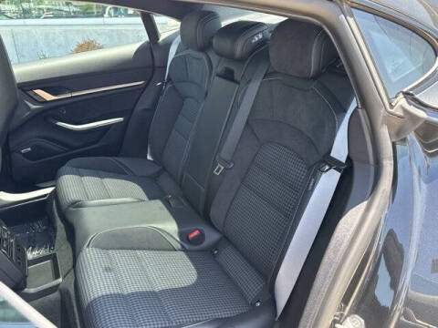 2025 Porsche Taycan 4S