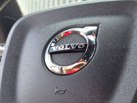 2021 Volvo XC40 T5 R-Design