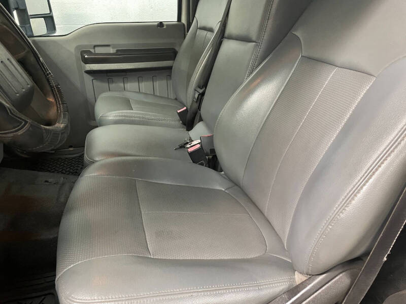 2011 Ford F-550 Super Duty