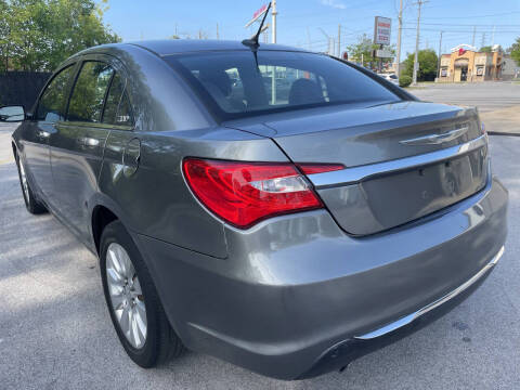2013 Chrysler 200 LX