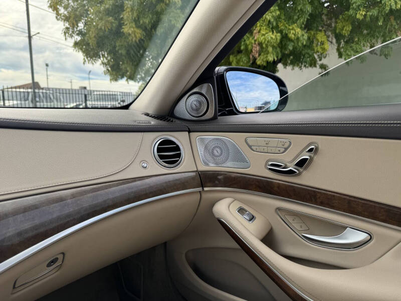 2015 Mercedes-Benz S-Class S 550