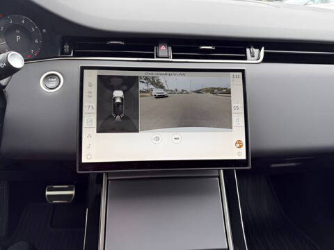 2025 Land Rover Range Rover Evoque P250 Dynamic SE