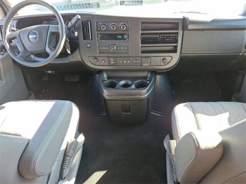 2025 GMC Savana LT 2500