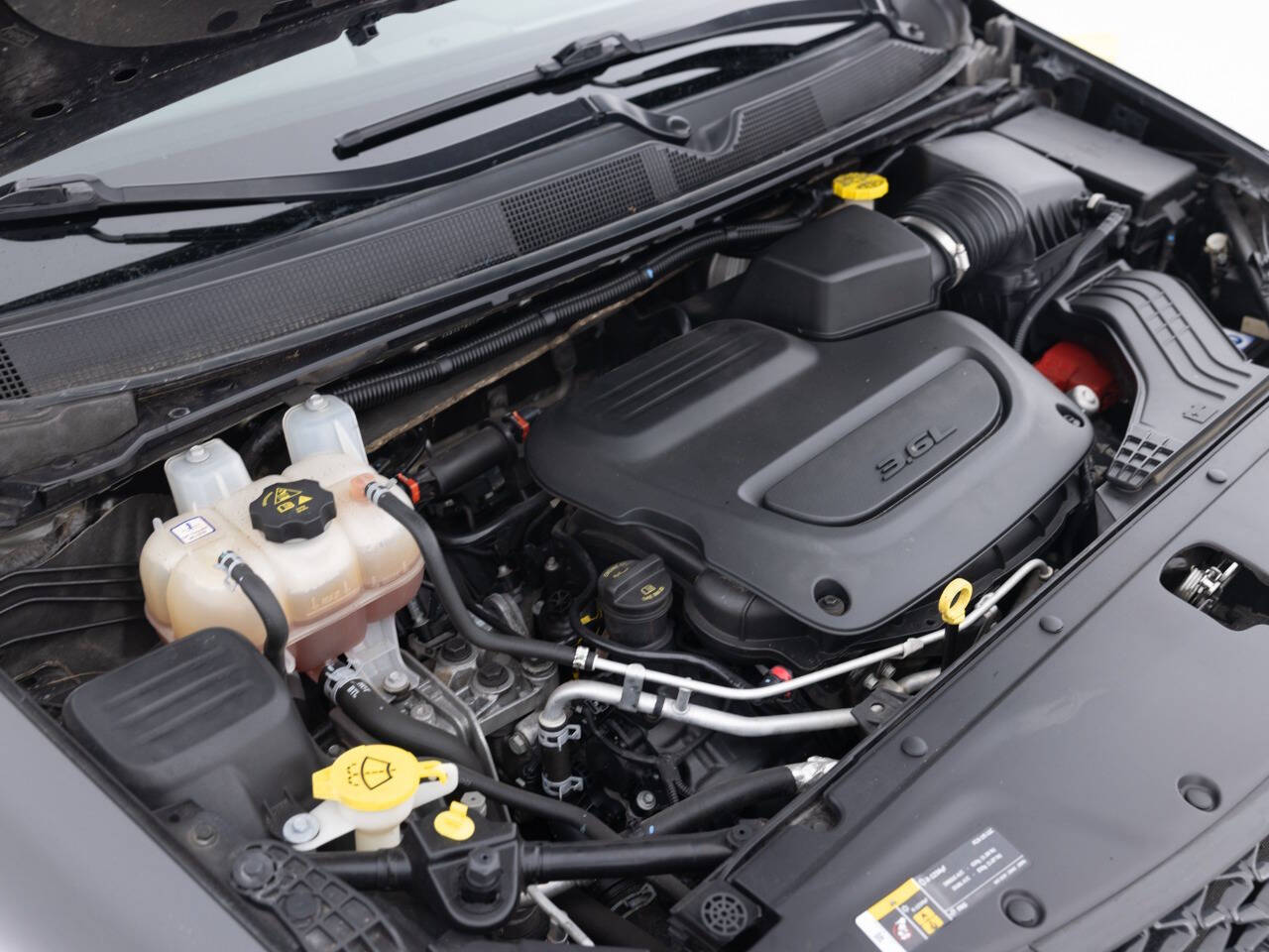 Used Car 2021 Chrysler Pacifica  Touring 4dr Mini Van For Sale Under $20,000 In Coal City, Illinois