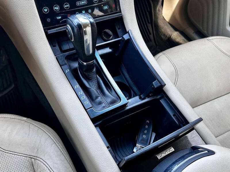 2016 Ford Taurus Limited