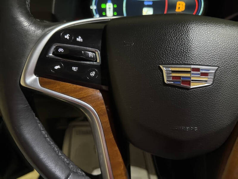 2019 Cadillac Escalade Standard