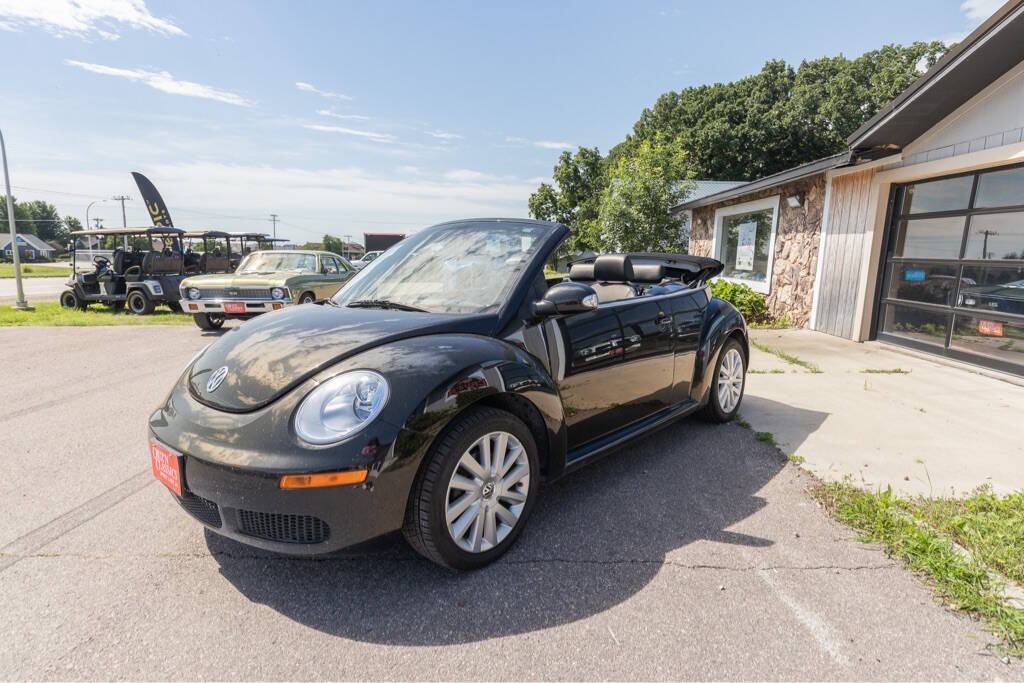 2008 Volkswagen New Beetle Convertible 1