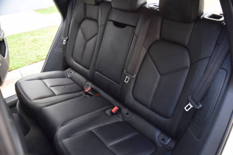 2016 Porsche Macan S