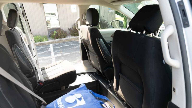 2023 Chrysler Voyager LX