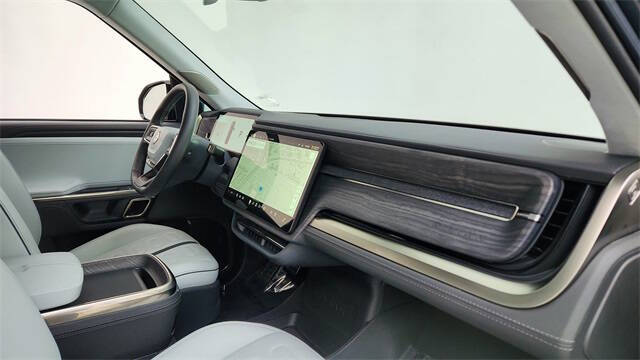 2023 Rivian R1T Adventure