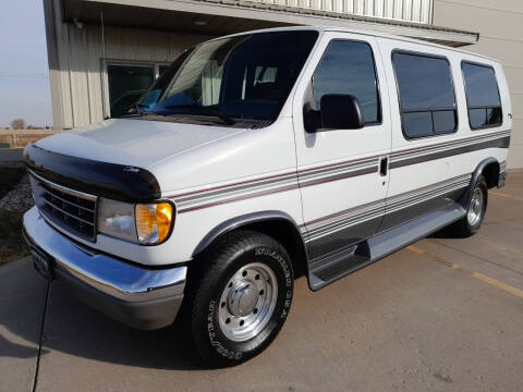 1995 Ford E-Series for sale at Pederson's Classics in Tea SD