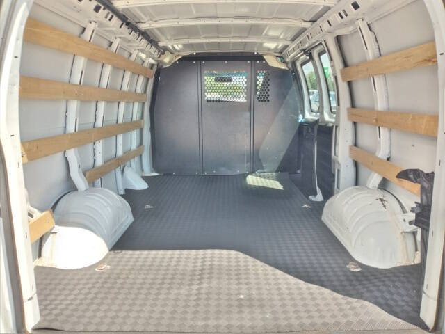 2023 Chevrolet Express 2500