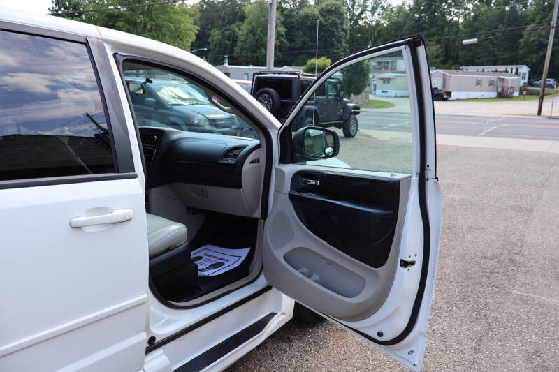 2011 Dodge Grand Caravan Express