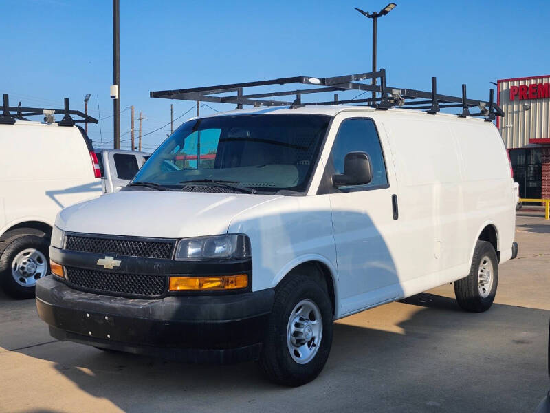 2019 Chevrolet Express Cargo Work Van's photo