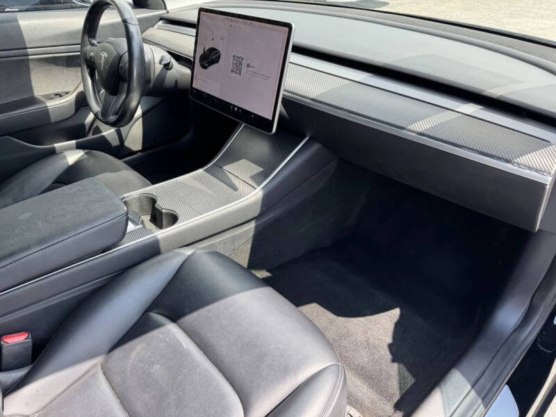2018 Tesla Model 3 Mid Range