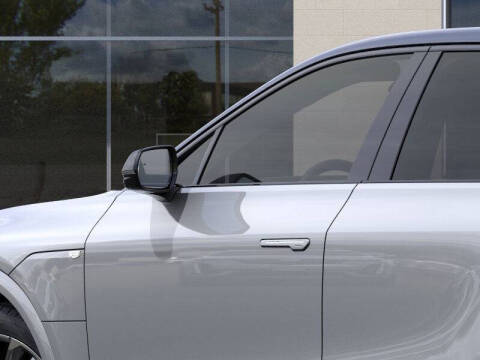 2026 Cadillac LYRIQ-V