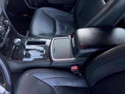 2011 Chrysler 300 Limited